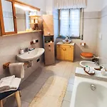 Casa Lea Como