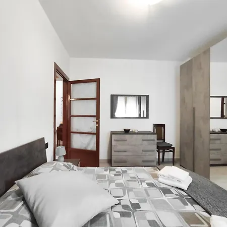 Lägenhet Casa Lea Como